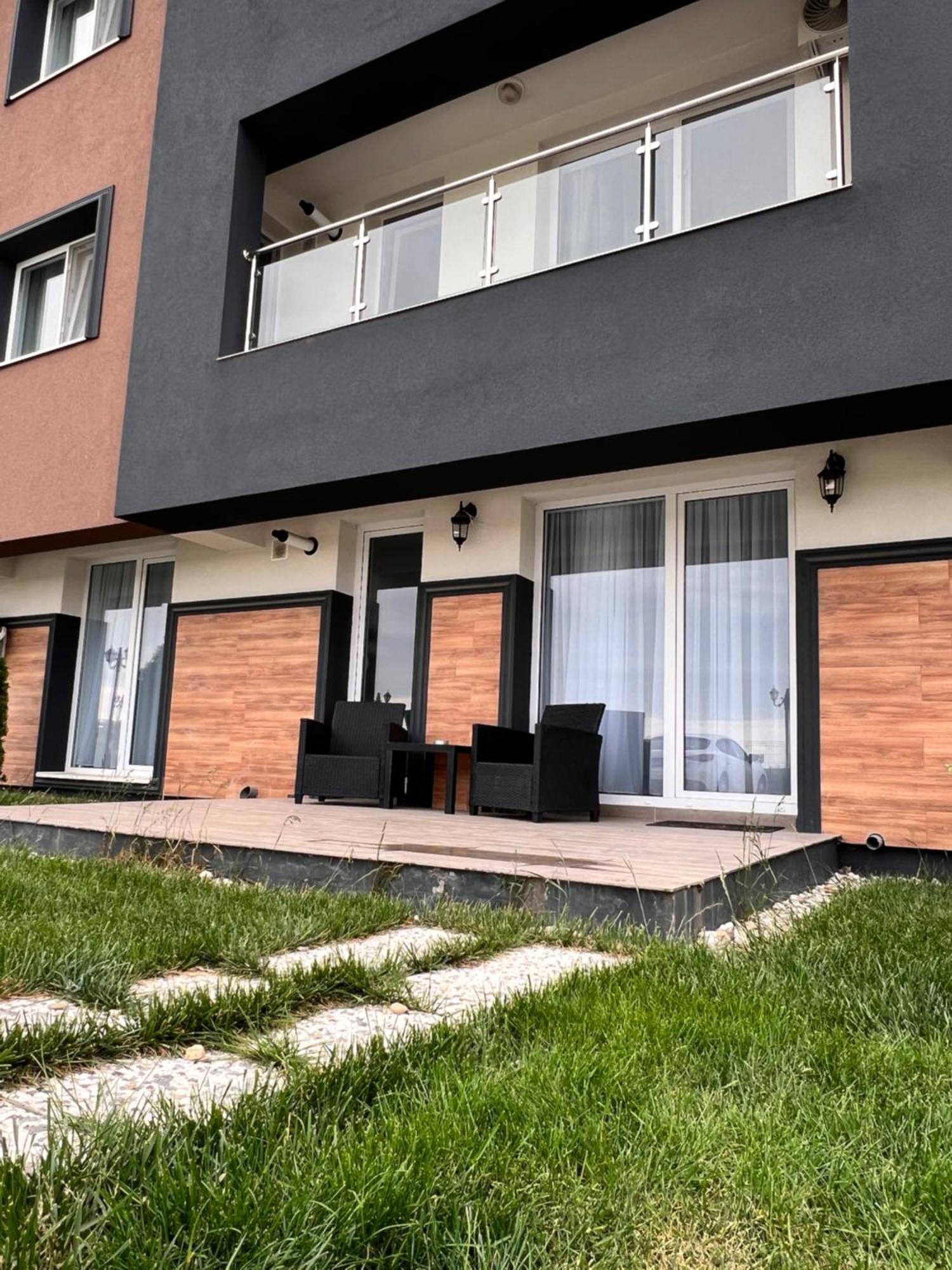 Sun Apartments Otopeni Dış mekan fotoğraf